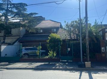 Casa · 305m² · 6 Ambientes · 4 Cocheras · Chalet en 2 Plantas 6 Amb con Dependencia de Servicio