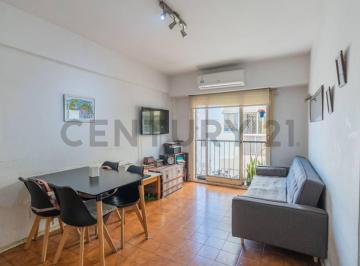 Departamento · 50m² · 3 Ambientes · Venta de Departamento 3 Ambientes en Boedo Apto Credito