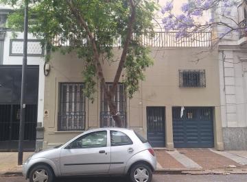 Casa de 1 ambiente, Almagro · Almagro: Casa Sobre Lote de 8,66 m X 15 m. Cocheracomedor, 3 Dorm., Cocina Comedor, Patio