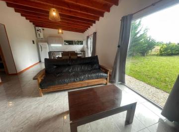 Casa de 3 ambientes, Miramar · Excelente Chalet a Estrenar en Venta en Miramar. Barrio Las Lomas.