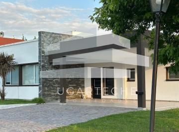 Casa de 6 ambientes, Esteban Echeverría · Venta - Casa en Santa Juana, Canning