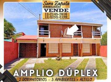 Casa de 5 ambientes, Mar del Tuyú · 67 130 Amplio Duplex 3 Dorm. + Altillo 5 Ambientes Mar del Tuyú La Costa Vende Sara Zapata