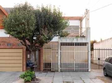Departamento · 90m² · 3 Ambientes · Dúplex en Venta - 2 Dorm. 2 Baños - 90 m² - La Matanza
