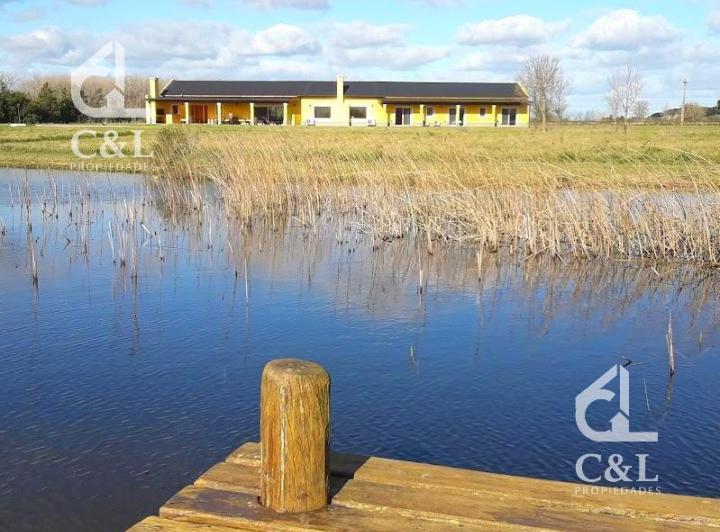 Casa · 44281m² · 5 Ambientes