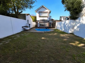 Casa de 6 ambientes, Mar del Plata · Suspendida. Casa en Venta, Sobre Lote de 375 m². Loma Stella Maris. Mar del Plata.