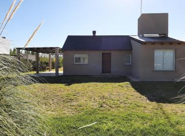 Casa · 159m² · 5 Ambientes · 3 Cocheras · Casa en Venta - 2 Dorm. 2 Baños - Cocheras - 1.000 m² - San Rafael