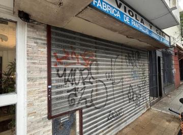 Local comercial · 72m² · 3 Ambientes · Local con Vivienda, Ampliable a un Gran Local. Olivos.