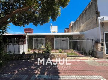 Casa · 152m² · 3 Ambientes · Oportunidad Casa en Venta Alto Alberdi 3 Dorm. - Apta Crédito