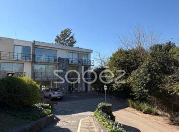Oficina comercial · 40m² · 1 Ambiente · 2 Cocheras · Alquiler Oficina Privada en Villa Allende