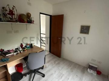 Casa · 120m² · 4 Ambientes · Duplex a La Venta, Ideal Dos Familias