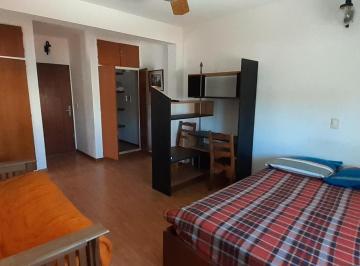 Departamento · 31m² · 1 Ambiente · Amplio Monoambiente en Olivos Sobre Ugarte