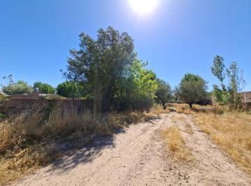 Terreno · 1732m² · Greenwood Inmobiliaria Vende Espectacular Lote de 1.732 m² con Servicios - Russell, Maipu