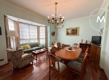 Casa · 207m² · 5 Ambientes · 2 Cocheras · Casa en Venta de 5 Ambientes con Cochera - Villa Ballester