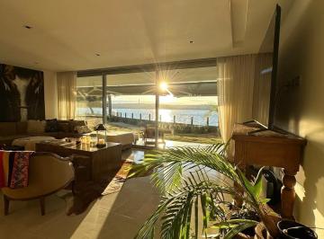 Departamento · 160m² · 2 Dormitorios · 2 Cocheras · Departamento en Venta Carlos Paz, al Lago en Puerto Norte 2 Dorm., Espectacular!