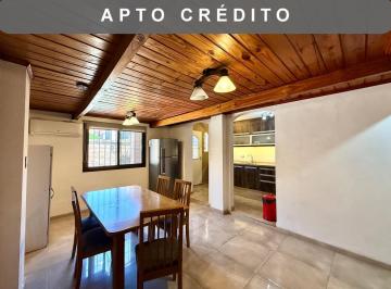 Casa · 145m² · 5 Ambientes · 2 Cocheras · Casa Duplex en Ciudad Evita - Apto Credito