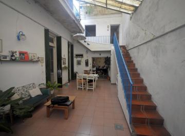 PH · 138m² · 7 Ambientes · PH en Roseti Al 1300