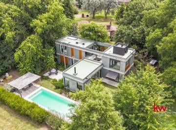 Casa · 230m² · 5 Ambientes · 4 Cocheras · Casa en Venta en Chacras de Murray, Pilar - 5 Ambientes