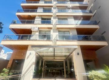 Departamento · 120m² · 4 Ambientes · 2 Cocheras · Departamento de 4 Ambientes a La Venta en Excelente Estado.