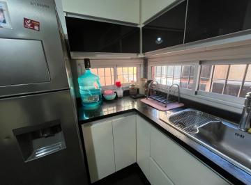 PH · 110m² · 3 Ambientes · PH Premium de 3 Ambientes con Patio y Parrilla – Caseros, Tres de Febrero