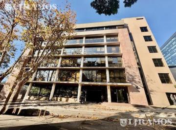 Oficina comercial · 560m² · 6 Cocheras · Oficina en Alquiler en Vicente López