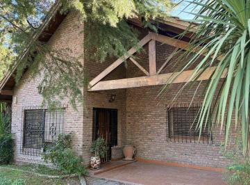 Casa de 4 ambientes, Pilar · Amplia Casa en Venta