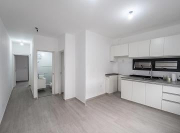 Departamento · 50m² · 2 Ambientes · 1 Cochera · Departamento Dos Ambientes Pb en Venta con Patio Privado y Cochera - Posibilidad de Cochera Adicional