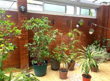Departamento · 84m² · 4 Ambientes · 1 Cochera · Departamento en Venta en Villa Urquiza 4 Ambientes Patio, Balcon, Cochera y Baulera