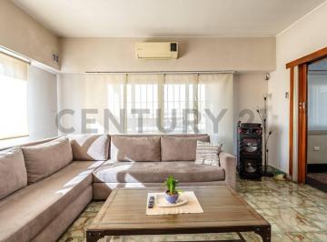 Casa · 159m² · 4 Ambientes · Venta Departamento 4 Ambientes Moron Permuta Apto Credito Terraza