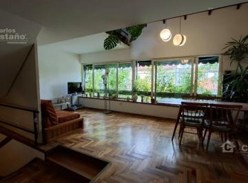 Casa · 136m² · 4 Ambientes · 1 Cochera · Exc. Dúplex con Garaje; Patio + Depto. 1 Amb.