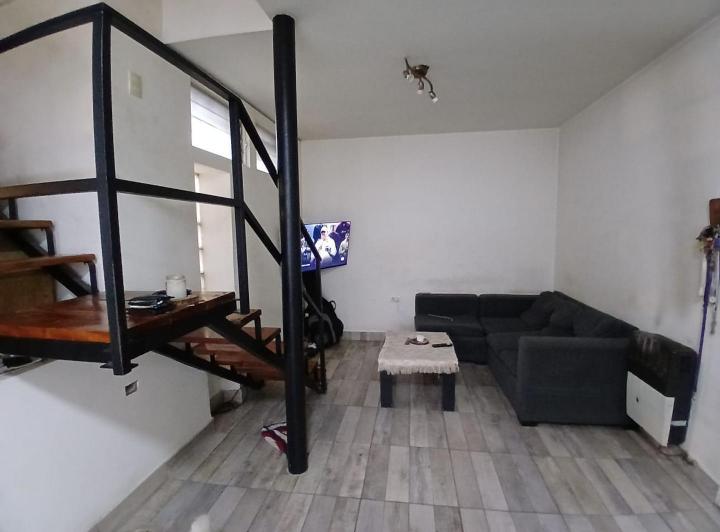 Casa · 81m² · 5 Ambientes