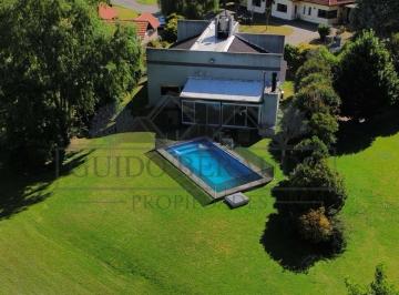 Casa · 163m² · 4 Ambientes · 4 Cocheras · Casa en Las Praderas de Lujan