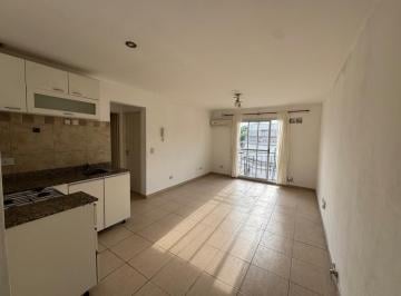 Departamento · 33m² · 2 Ambientes · 2 Ambientes a La Venta en Haedo a m del Parque Lineal