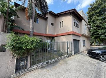 Casa · 154m² · 5 Ambientes · 1 Cochera · Casa en Venta - Haedo Norte