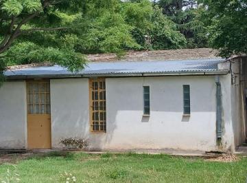 Casa de 4 ambientes, Tornquist · Vendo Vivienda con Galpón en Saldungaray