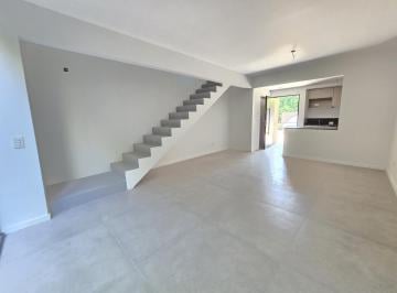 Departamento · 66m² · 3 Ambientes · 1 Cochera · Departamento 3 Amb. en Duplex con Jardin