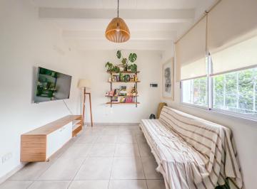 Casa · 160m² · 4 Ambientes · 2 Cocheras · Casa en Av Ohiggins