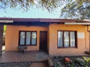 Casa de 3 ambientes, Atlántida · Venta Chalet de 3 Ambientes - Barrio Atlantida