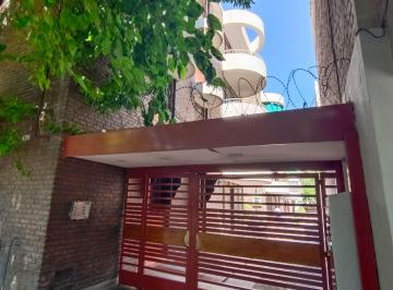 Departamento de 4 ambientes, Ciudad de Mendoza · Departamento 3 Dorm. Muy Buen Estado