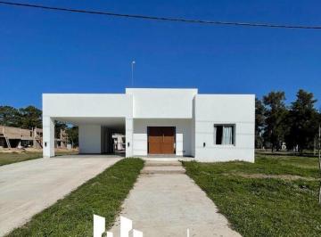 Imagen 1 · Casa en Venta Los Molinos Country Club