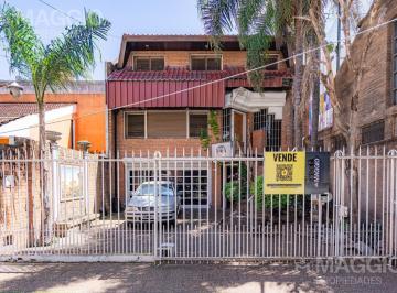 Casa · 250m² · 5 Ambientes · 5 Cocheras · Casa 5 Ambientes Venta Ramos Mejia Sur
