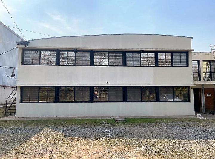 Oficina comercial · 240m²