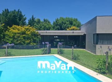 Casa · 160m² · 4 Ambientes · 2 Cocheras · Casa en Alquiler - Haras Santa Maria