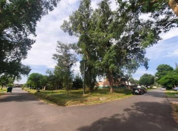 Terreno · 586m² · Venta Terreno Barrio Tango Esquina Arboles Añejos Permuta