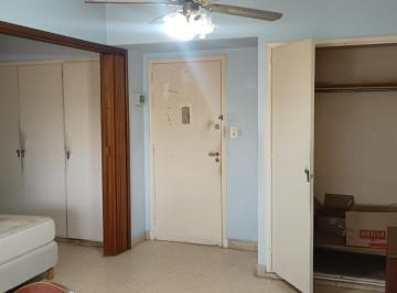 Departamento · 35m² · 1 Ambiente · Depto de 1 Ambiente y Medio a La Calle con Balcon