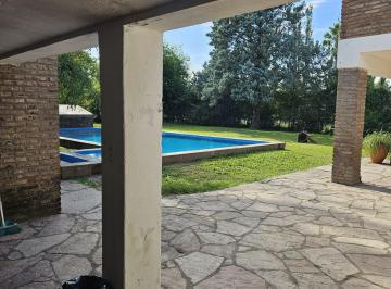 Casa de 4 ambientes, Funes · Excepcional Terreno en Esquina Sobre Av Houssay