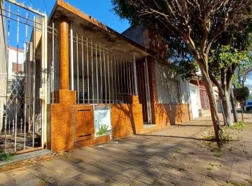 Casa · 139m² · 3 Ambientes · Casa en Venta en General San Martin, Gba Norte - 3 Ambientes
