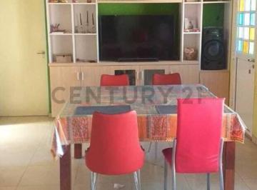Casa · 129m² · 4 Ambientes · 2 Cocheras · Casa en Venta en Rafaela, Paseo del Este