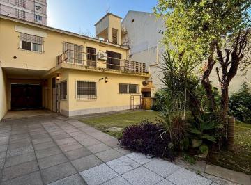 Casa · 231m² · 5 Ambientes · 2 Cocheras · Venta Casa 5 Amb Patio y Terraza