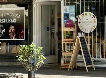 Local comercial · 18m² · 1 Ambiente · Local en 45 6 y 7