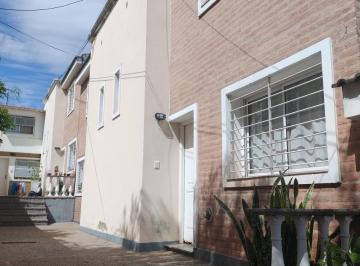 PH · 74m² · 4 Ambientes · 1 Cochera · PH en Alto Alberdi, 2 Dorm, Patio con Asador y Cochera.